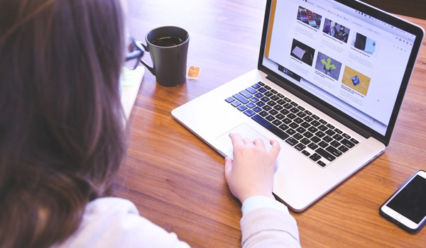 ��ٲ���(�й���)���޹�˾����