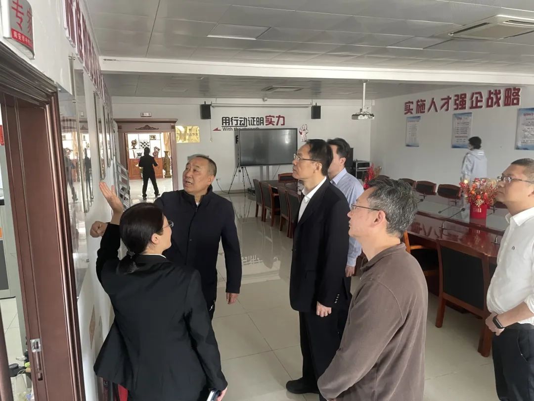 ��ٲ���(�й���)���޹�˾����